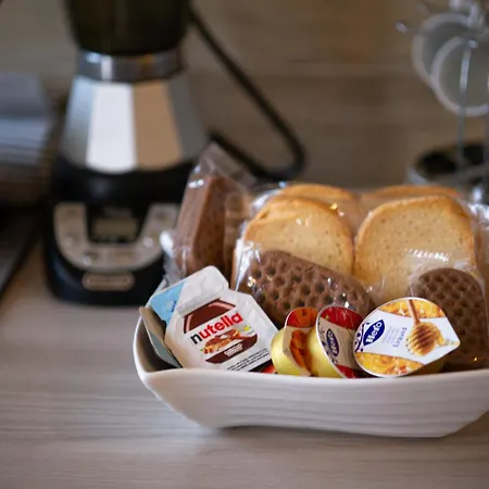 Intero Alloggio, Binario 18