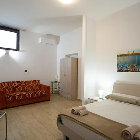 Intero Alloggio, Binario 18 Apartment