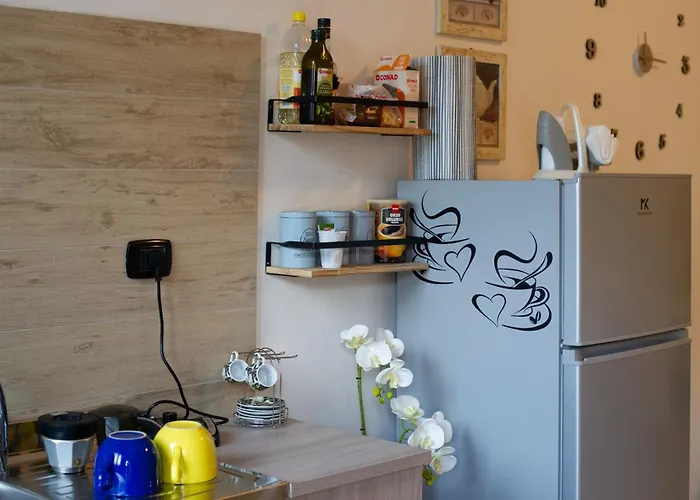 Intero Alloggio, Binario 18 Appartement *